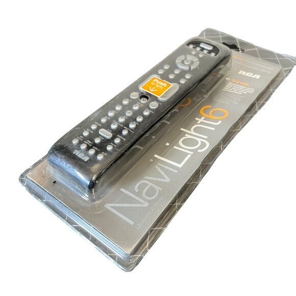 RCA Navilight 6 Device Universal Remote Control W/Light Up Keys RCR660 NIB NWT - Picture 2 of 3